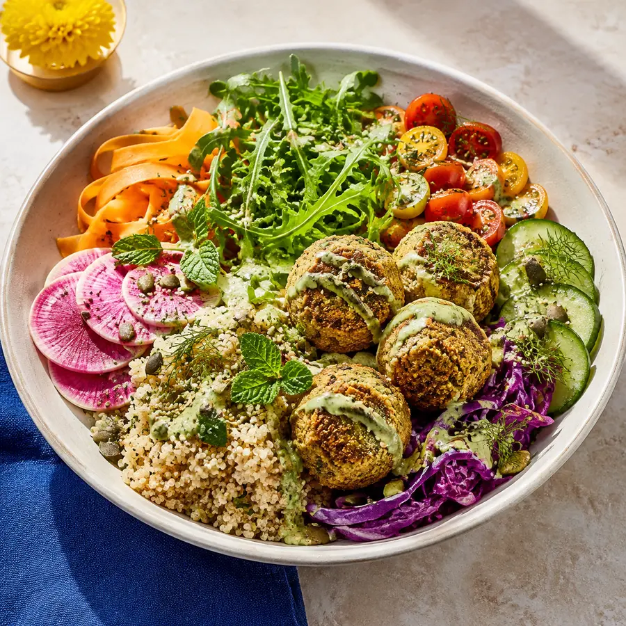 Falafel Crunch bowl with quinoa, vegetables and green tahini