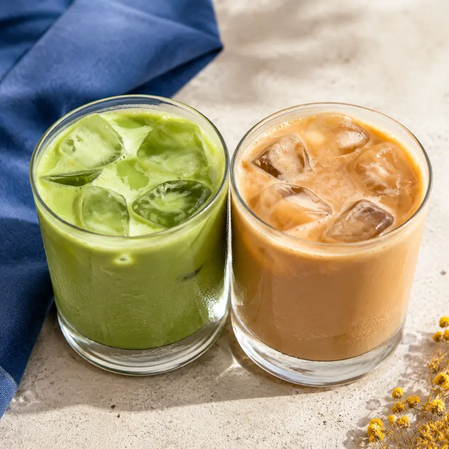 Iced matcha and iced chai drinks
